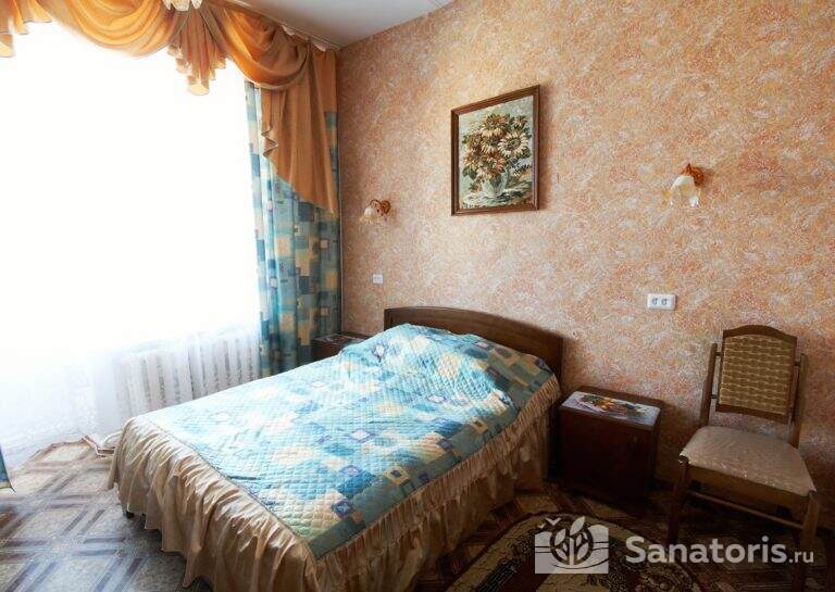 Одноместный номер «Стандарт +»