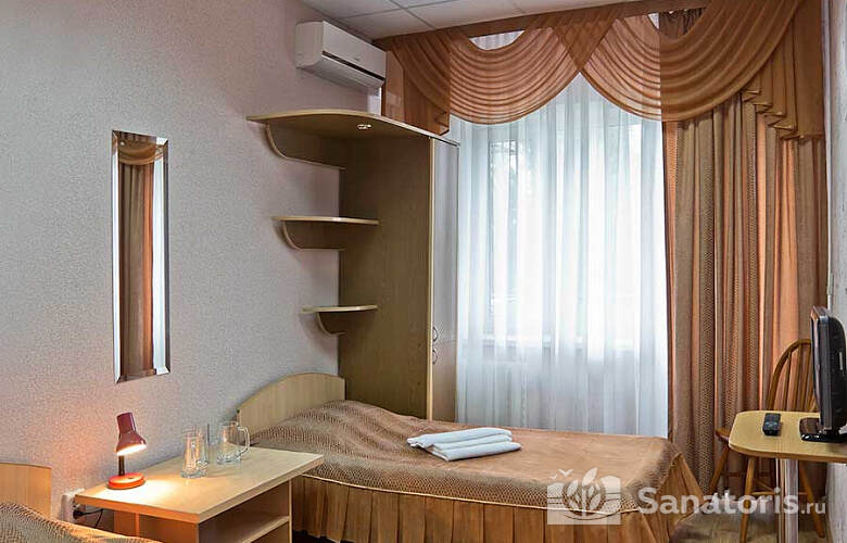 Эконом блочного типа (2+2)