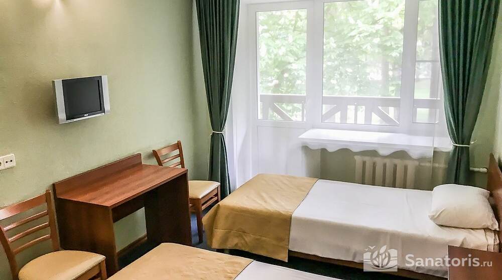 Бюджетный двухместный номер с балконом корпус 1