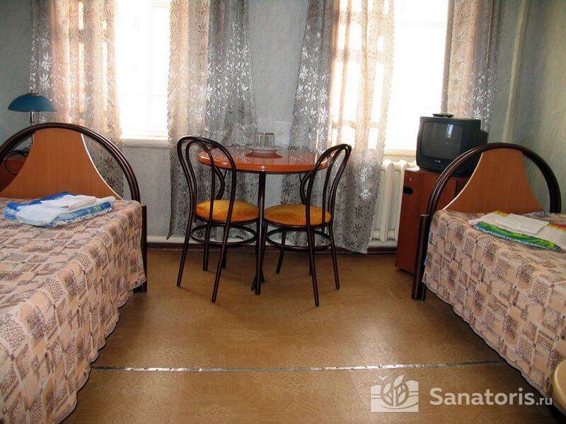 Трехместный однокомнатный номер 4 корпус 2 категория