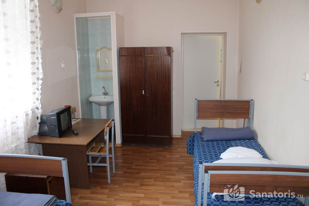 Трехместный однокомнатный номер