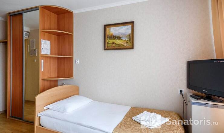 Двухместный номер со всеми удобствами (эконом)