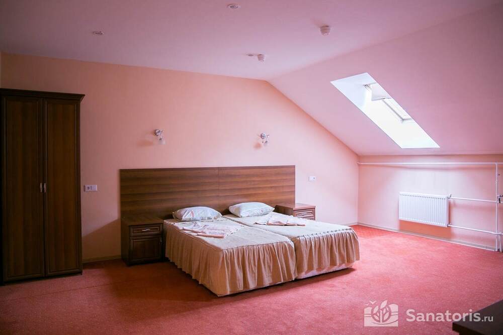 Семейный 2-комнатный 2-местный (Мансарда)