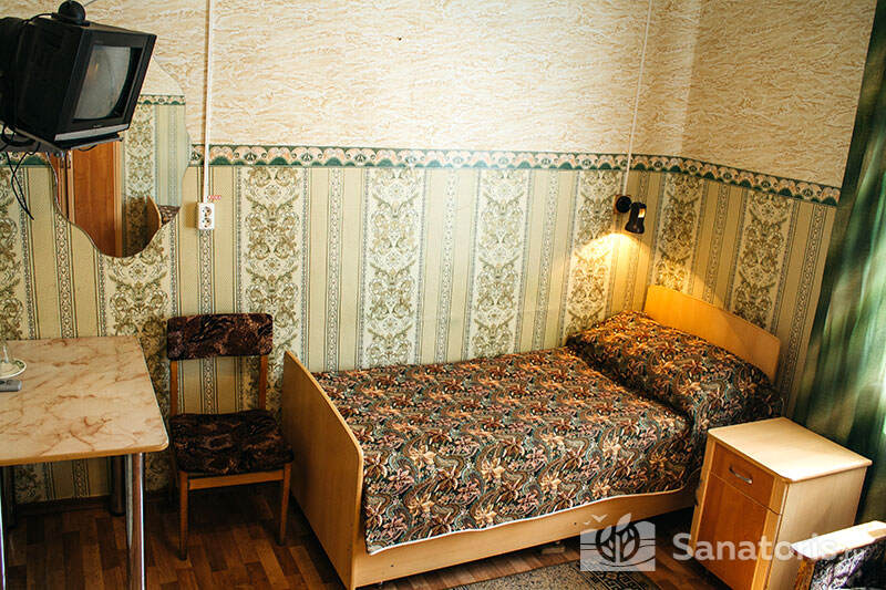 1-но местный номер с частичными удобствами