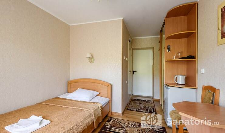 Одноместный номер полулюкс