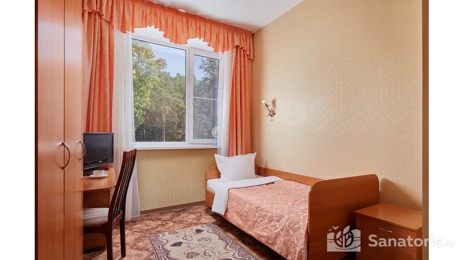 Номер второй категории одноместный Главный корпус