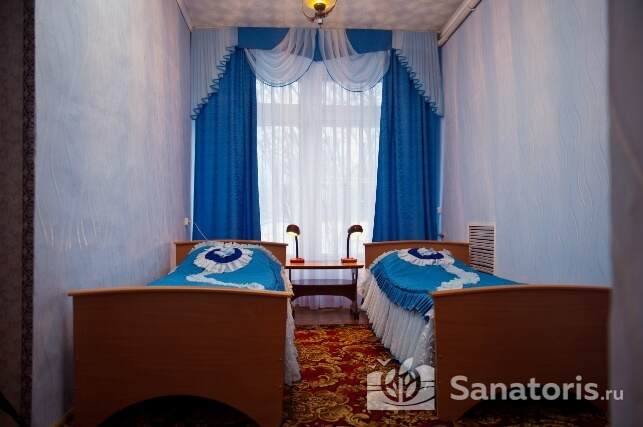 2-х местный, 2-х комнатный полулюкс (6 корпус)