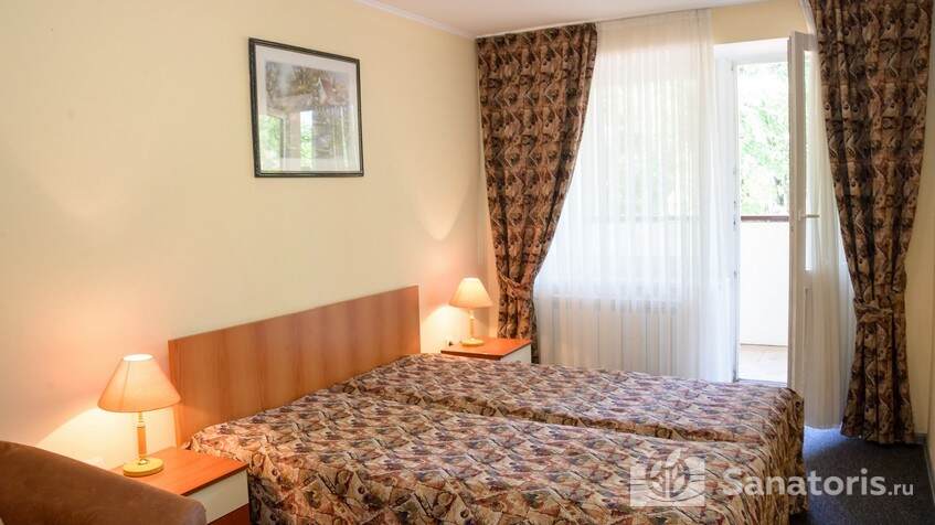 Парус №2: двухкомнатный двухместный номер 1 категории