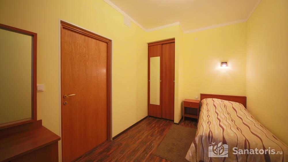 2-местный 3-комнатный полулюкс корпус 7