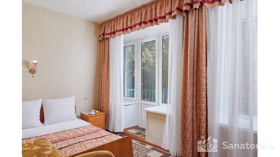 Номер первой категории одноместный двухспальная кровать Главный 