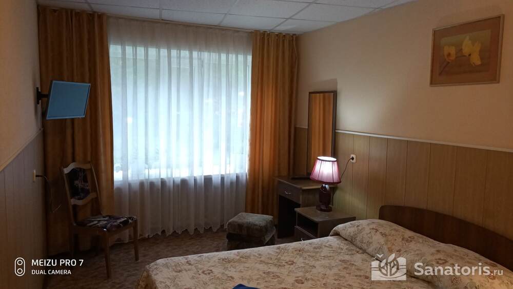  2-х местный 2-х комн.номер (Т,У, В + ТВ,ХЛ, чайник)	