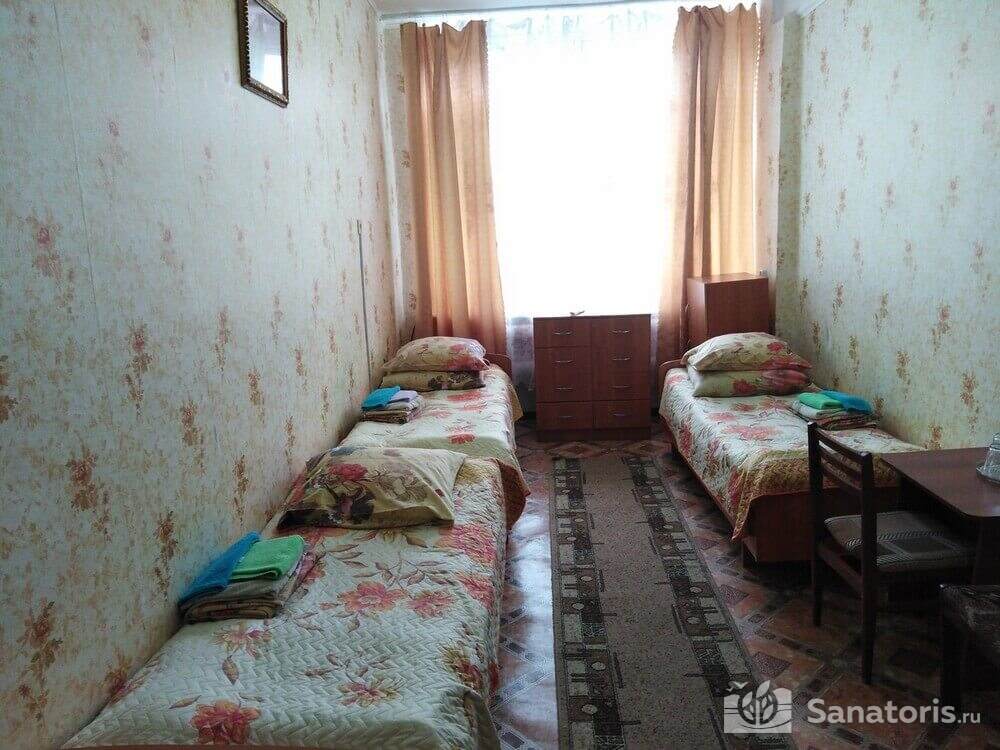 3-х местный номер в лечебном корпусе ( № 2-3,7)