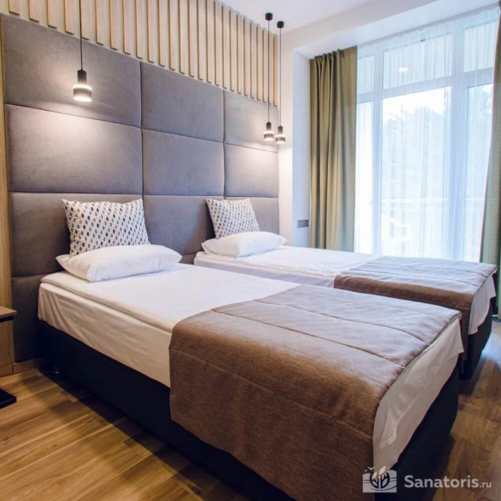 Джуниор сюит (1 корпус, лоджия, твин)