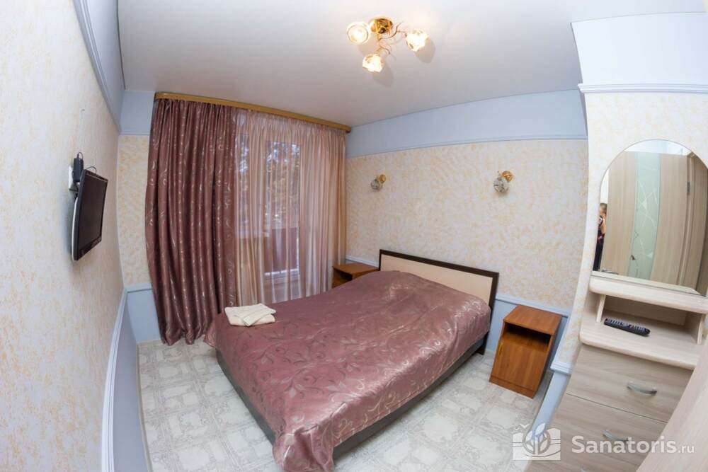 Однокомнатный комфорт семейная кровать