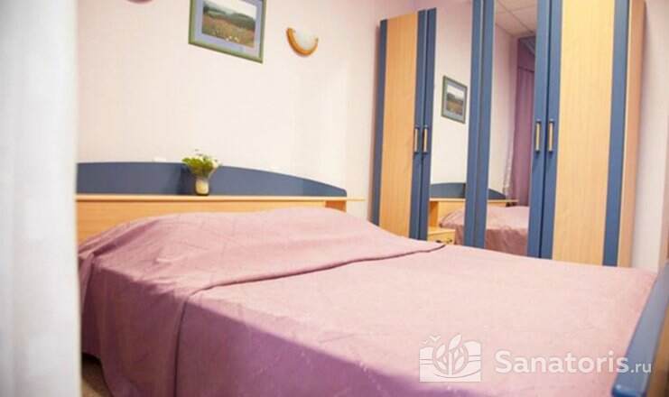 ЛЮКС 2-МЕСТНЫЙ 2-КОМНАТНЫЙ