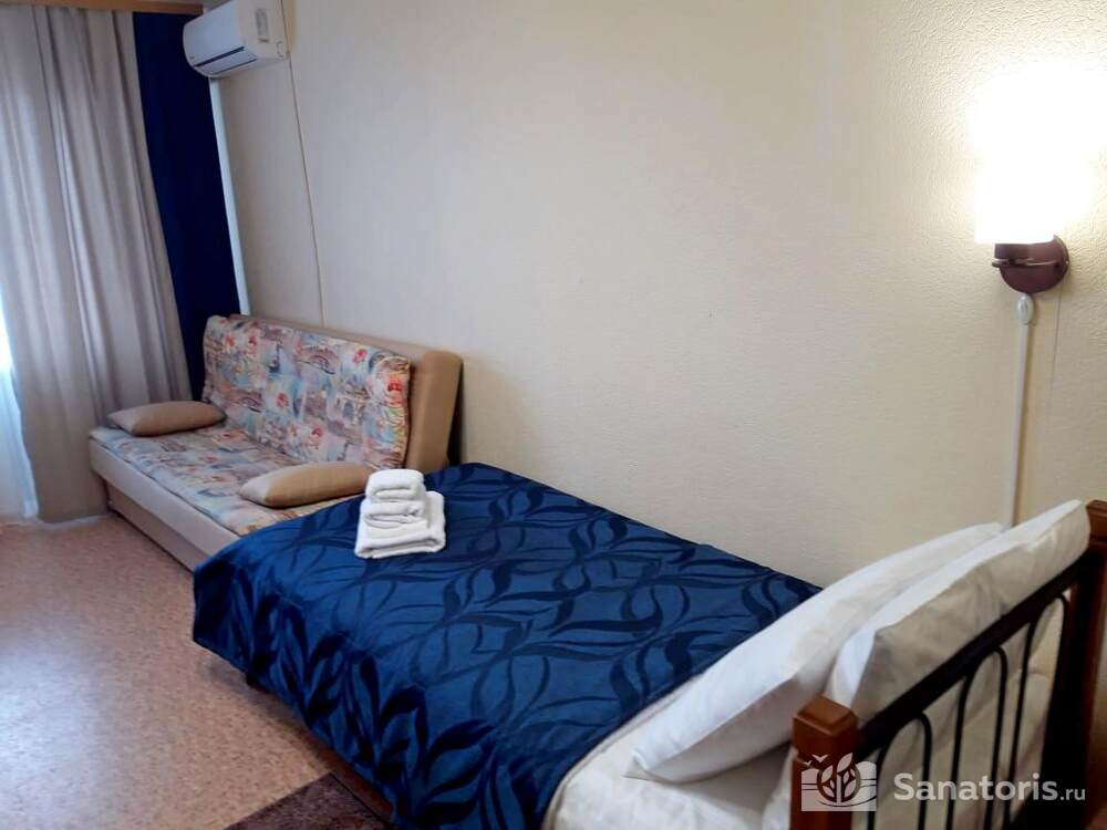 Двухкомнатный трёхместный номер