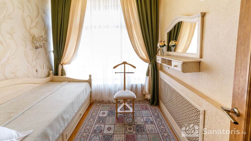 2-х местный 4-х комнатный "Люкс" улучшенный Корпус №2 "Лечебный"