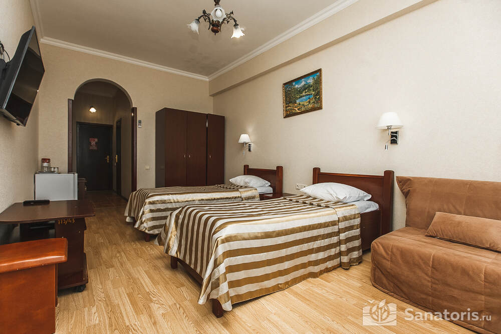 Стандарт 2-местный 1-комнатный с балконом с видом на море корп. 