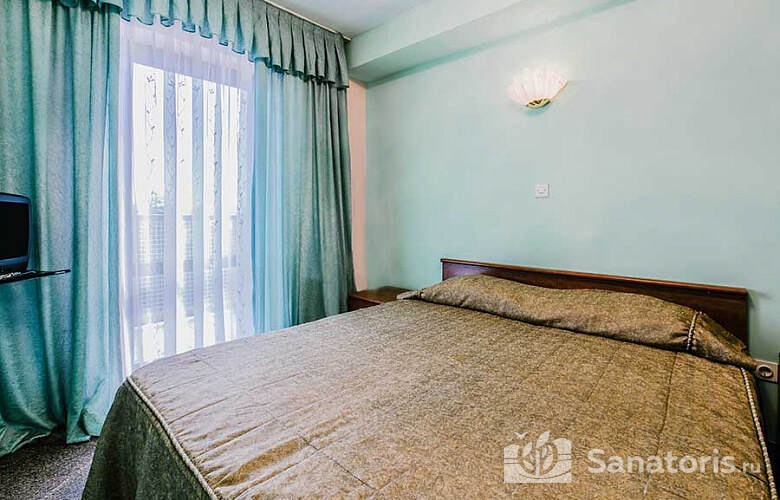  Полулюкс DBL двухкомнатный двухместный