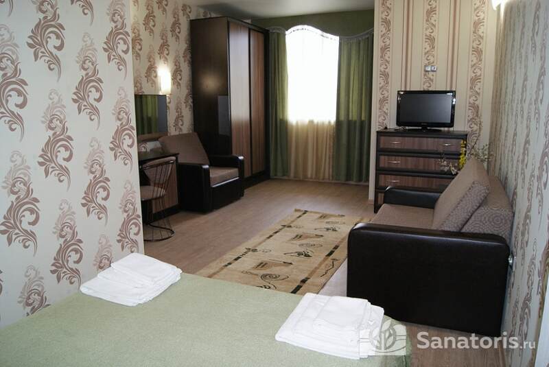 Семейный. 2-местный с двуспальной кроватью (Коттедж 5)