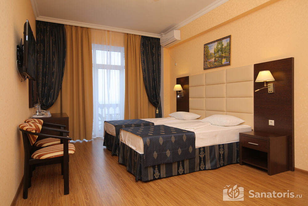 Стандарт 2-местный с балконом(горы) корпус Атола