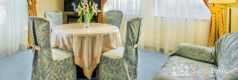 Трехкомнатный "Апартамент" корпус Салют