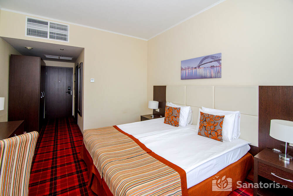 Стандарт с балконом