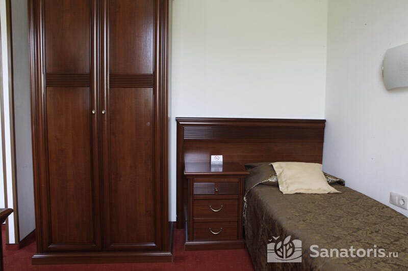 Стандарт одноместный с балконом Корпус №2 «Лазурный»