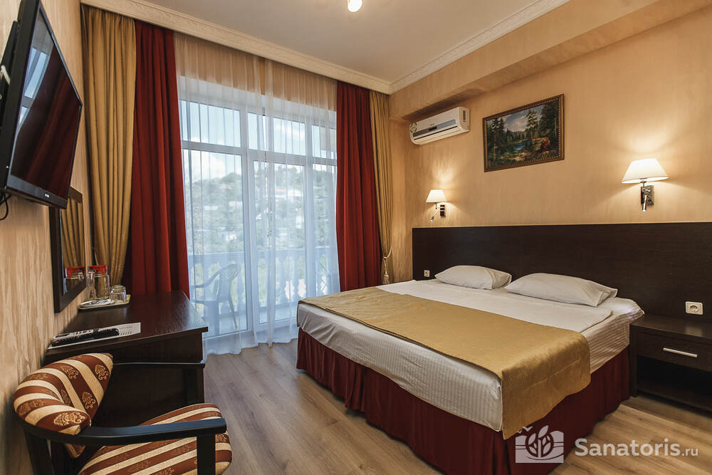 Стандартный 2-местный с балконом с видом на горы корп. А