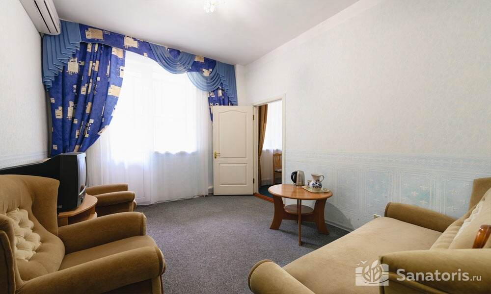 Двухкомнатный двухместный номер "Улучшенный" корпус №5