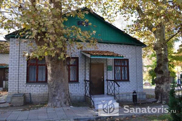 3-местный Эконом Коттедж 4/2