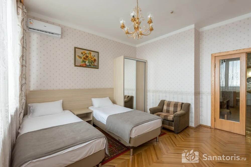  5 фото Комфорт Двухместный с балконом (корп 2)