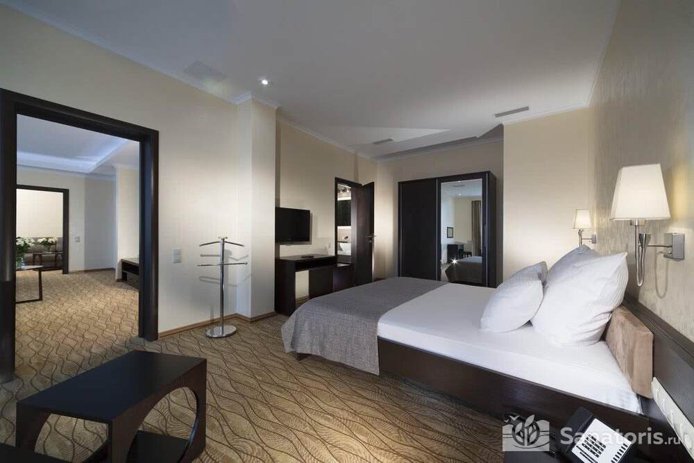 Сьют 3 комн., 92 м 2