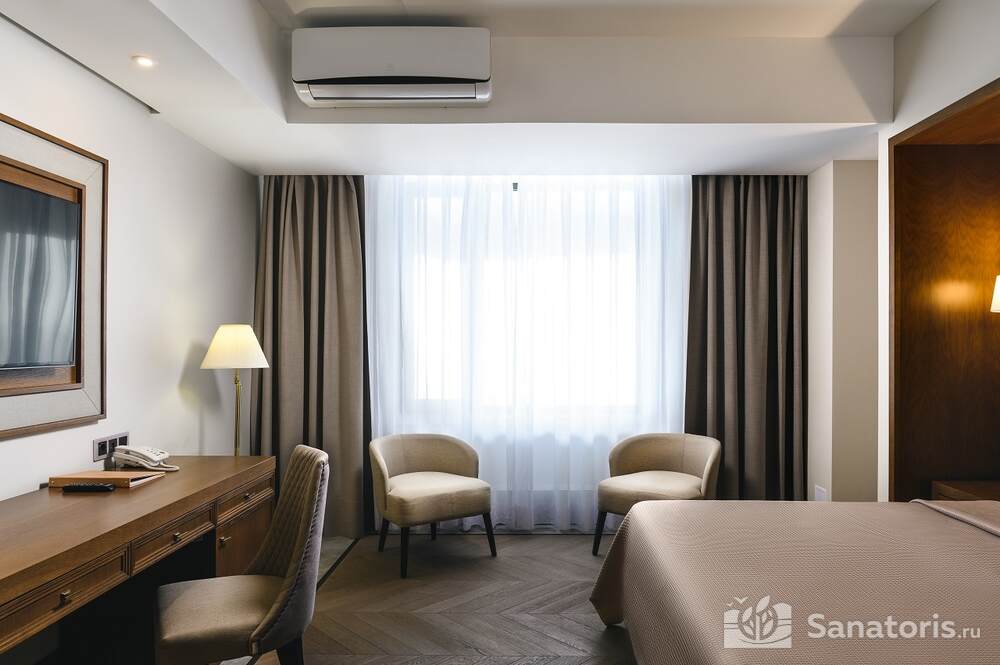 Супериор  Главный корпус