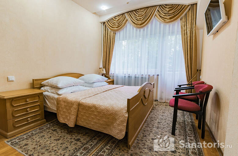 Двухместный двухкомнатный люкс