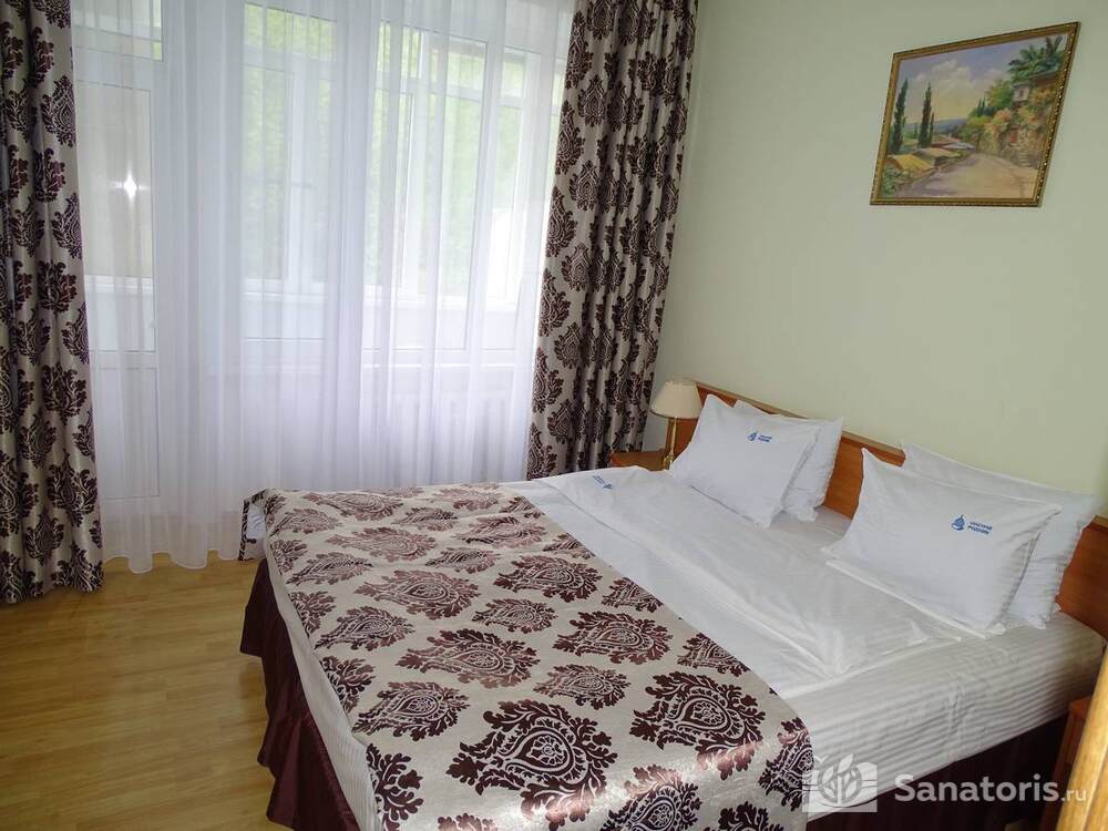 ГЛАВНЫЙ ДВУХМЕСТНЫЙ НОМЕР 1К, 2Х КОМНАТНЫЙ