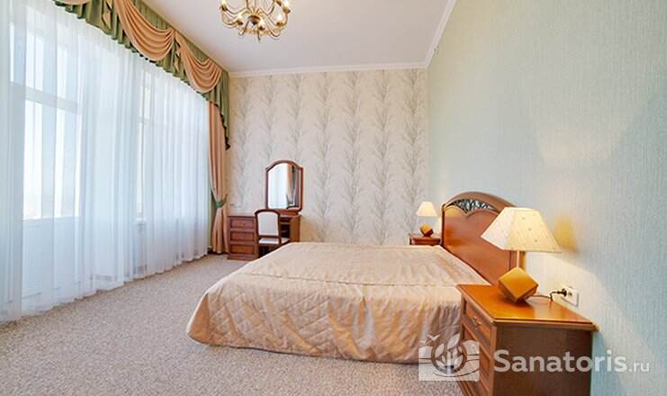 Двухкомнатный  номер Полулюкс 