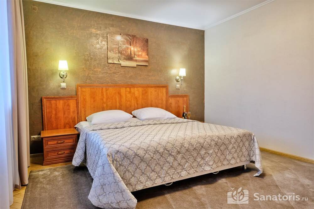 2-комнатный люкс (2 корпус)/ 4-местный коттедж