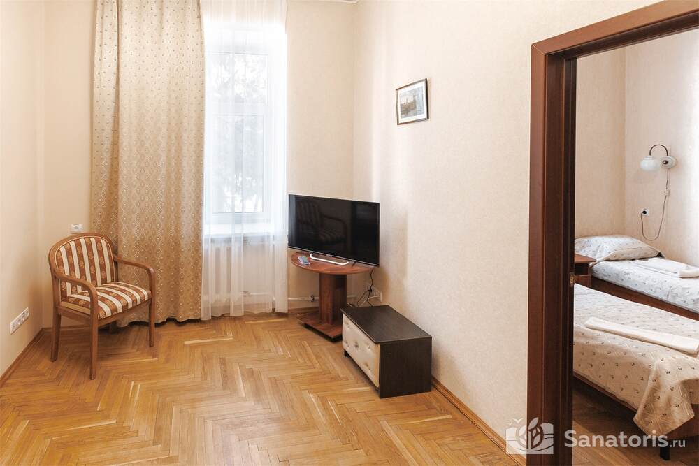 Стандарт трехкомнатный трехместный(1 корпус)