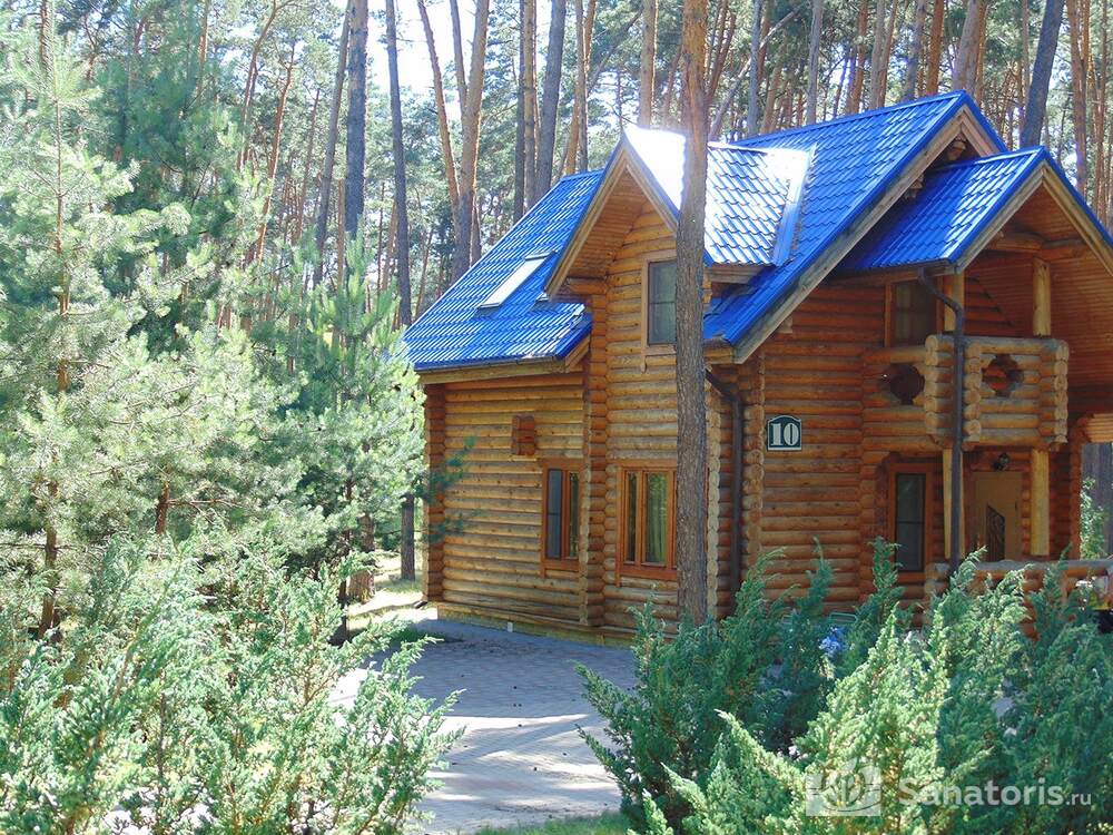 Коттедж 3-местный деревянный сруб