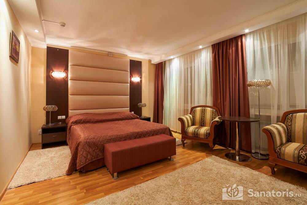 Джуниор сюит 2-местный 1-комнатный (коттедж №1)