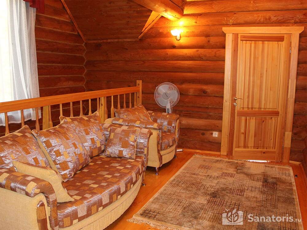 Коттедж сюит 9-местный деревянный сруб