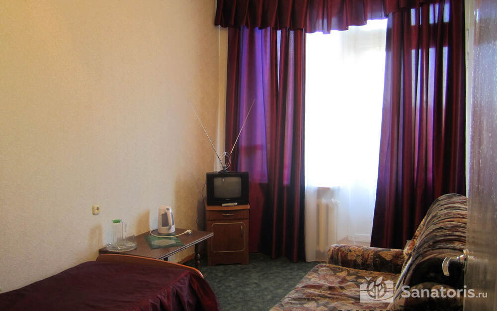 1 место в двухместном стандартном номере с удобствами на блок (2