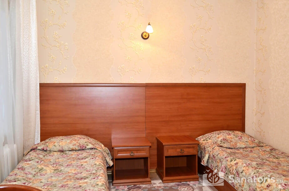 Корпус 3 - Полу-люкс 2-х местный 1 комнатный с балконом