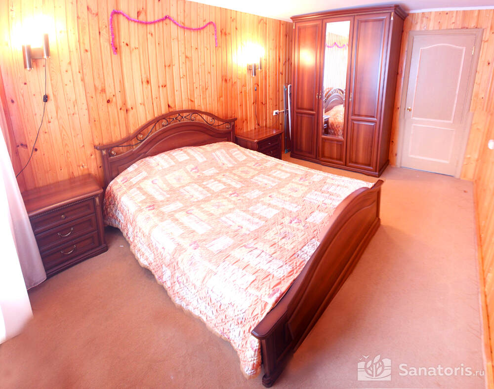 Коттедж № 1, 2, 3, 4, 2-местный