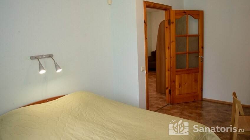 Двухкомнатный двухместный номер 1 категории с кухонным оборудова