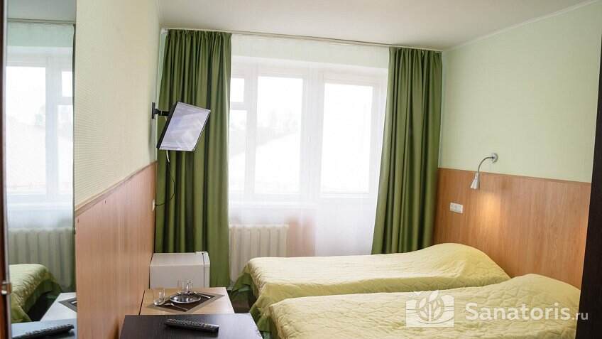 Однокомнатный двухместный номер 2 категории с холодильником Корп