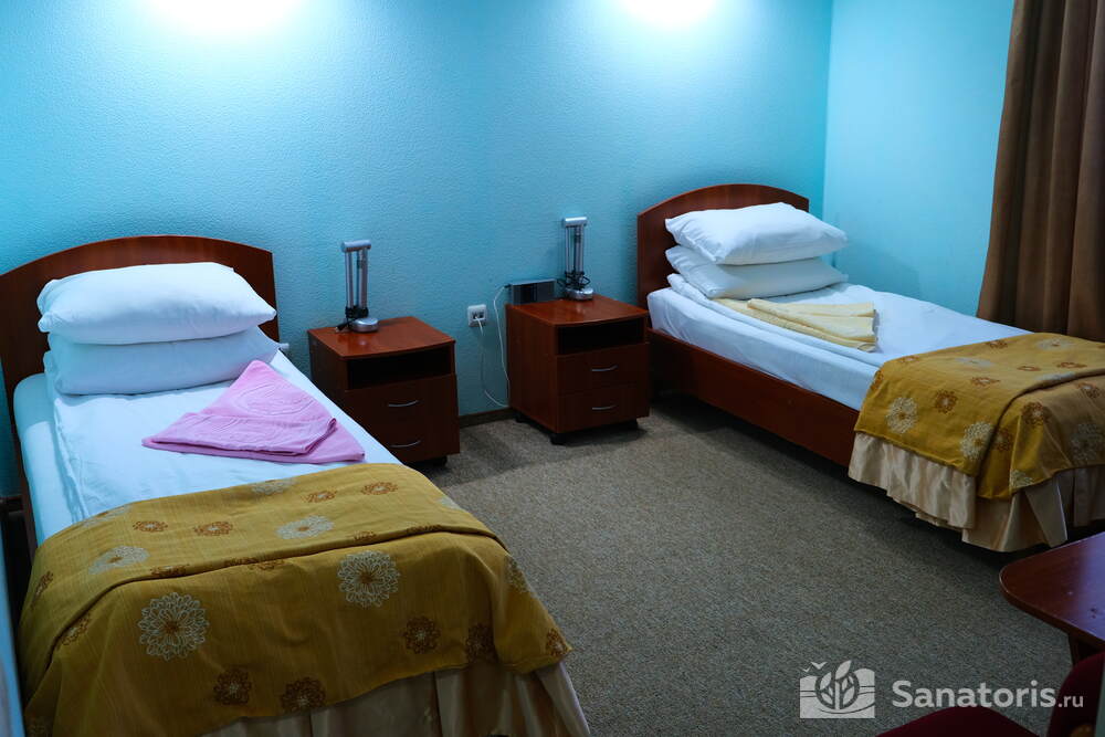 Однокомнатный стандартный двухместный номер (14 кв.м) Коралл