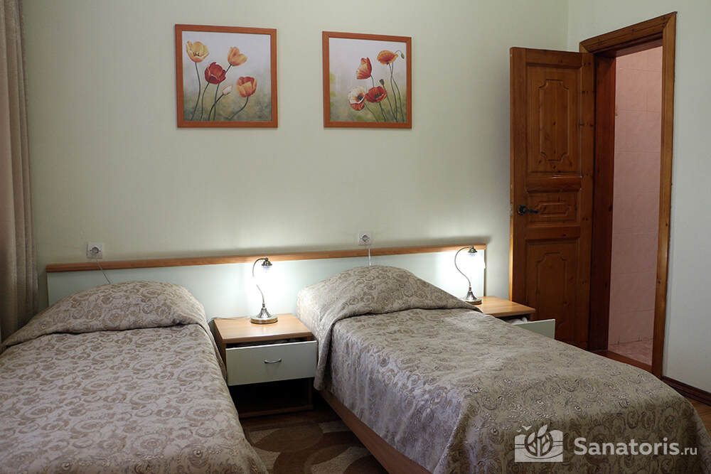 Двухкомнатный 2-х местный номер 2 категории (24 кв.м)