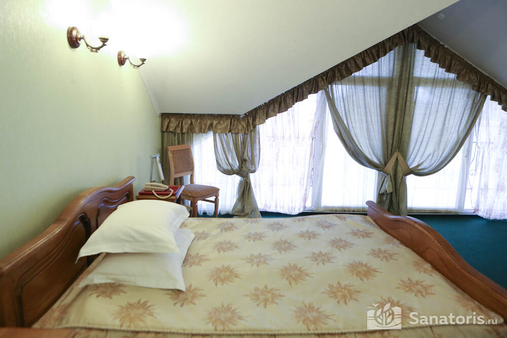 Однокомнатный номер повышенной комфортности (45 кв.м) Сапфир